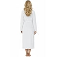 thumbnail image 2 of Bata de Baño NY Threads Premium de Forro Polar Largo para Mujer, 2 of 6