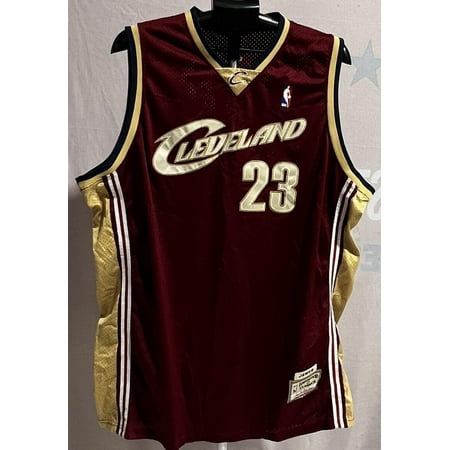 LeBron James Cleveland Cavaliers Basketball Mitchell And Ness Jersey