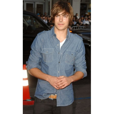 Zac Efron At Arrivals For Hangover Premiere GraumanS Chinese Theatre Los Angeles Ca June 2 2009 Photo By Dee CerconeEverett Collection