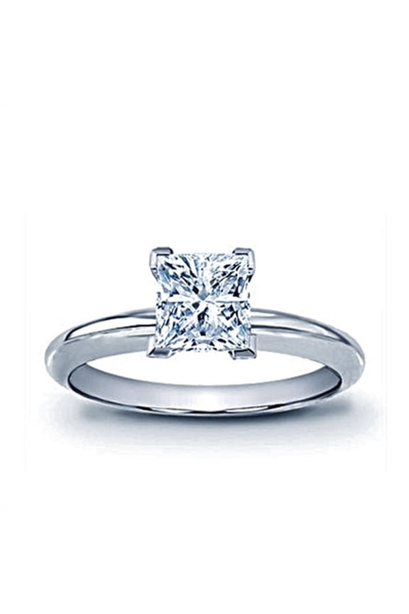 Luxurious Design for Elegant Women 0.75 Ct Classic Solitaire Diamond Engagement Ring in Princess Cut Shape