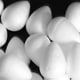 thumbnail image 4 of 100 adornos de espuma blanca con forma de gota de agua para decoración de fiestas, manualidades para niños. 19mm 100 piezas, 4 of 5