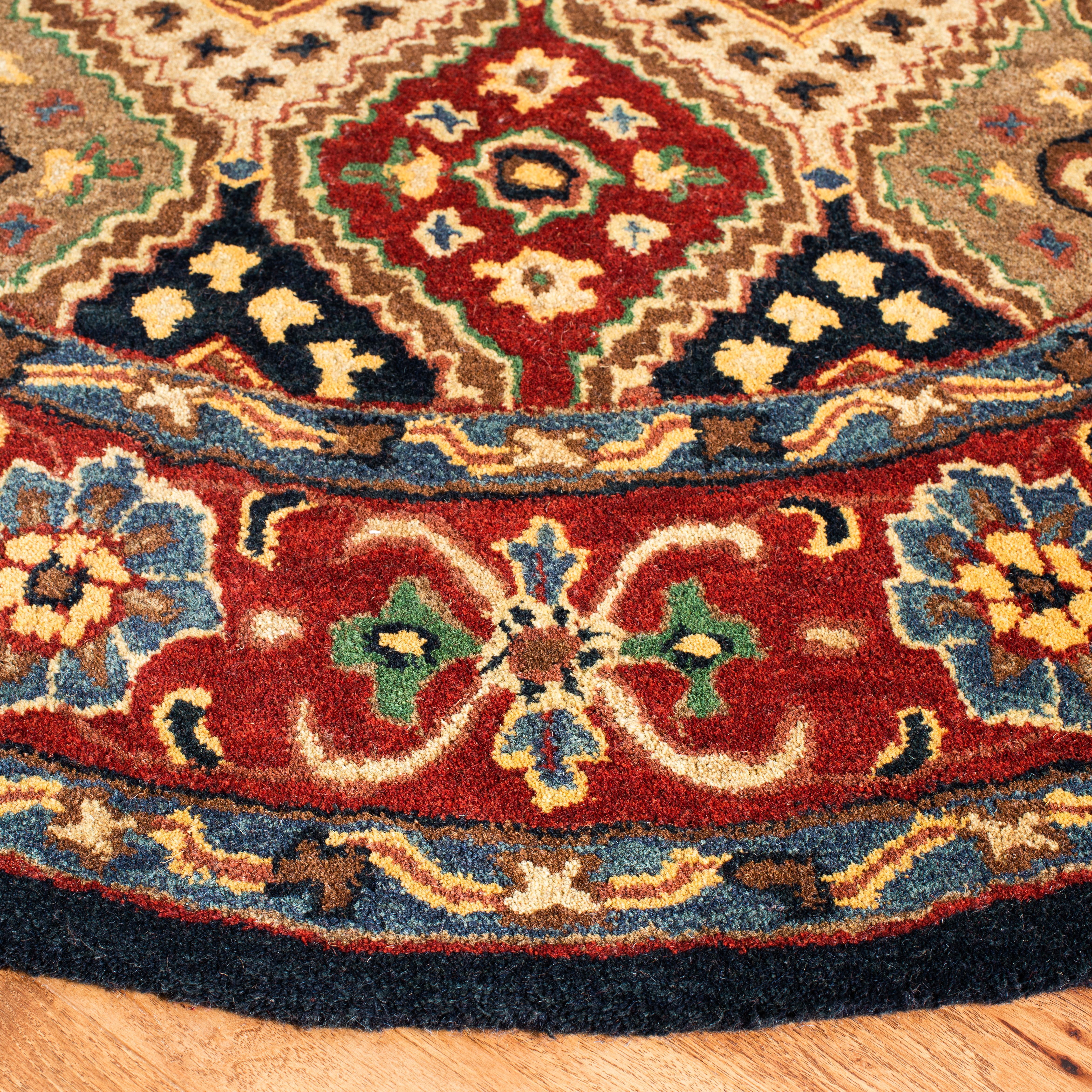 Safavieh Heritage Petar Oriental Area Rug, Red/Beige, 6' x 6' Round