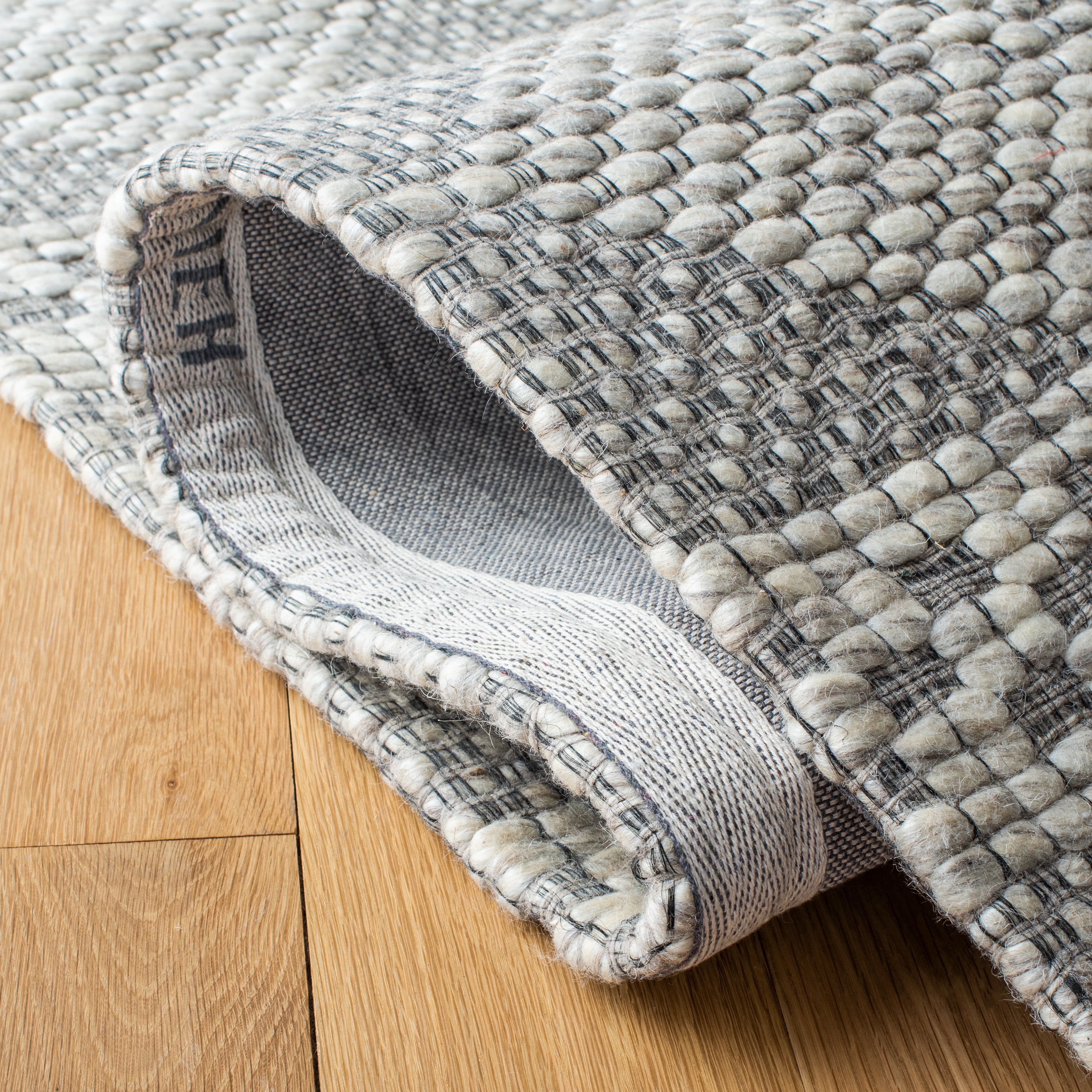 SAFAVIEH Marbella Matilda Diamond Area Rug, Beige/Grey, 6' x 9'