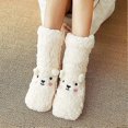 thumbnail image 2 of Calcetines suaves y esponjosos ZHAOCHENG navideños antideslizantes invierno estampado de animales, 2 of 3