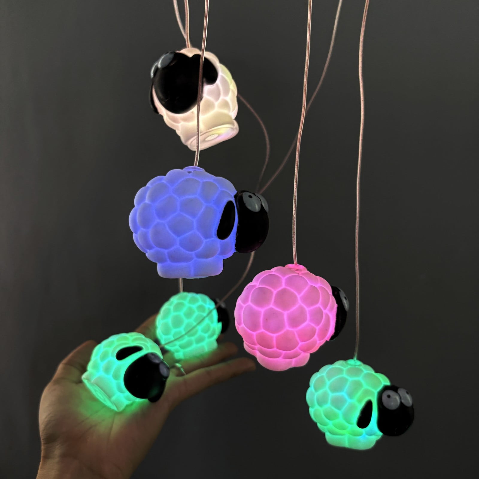 6 Color Changing LEDs Solar Black Face Sheep Wind Chimes Lights Gift for Mom, Festival, Patio, Garden, Outdoor Farmhouse Decoration