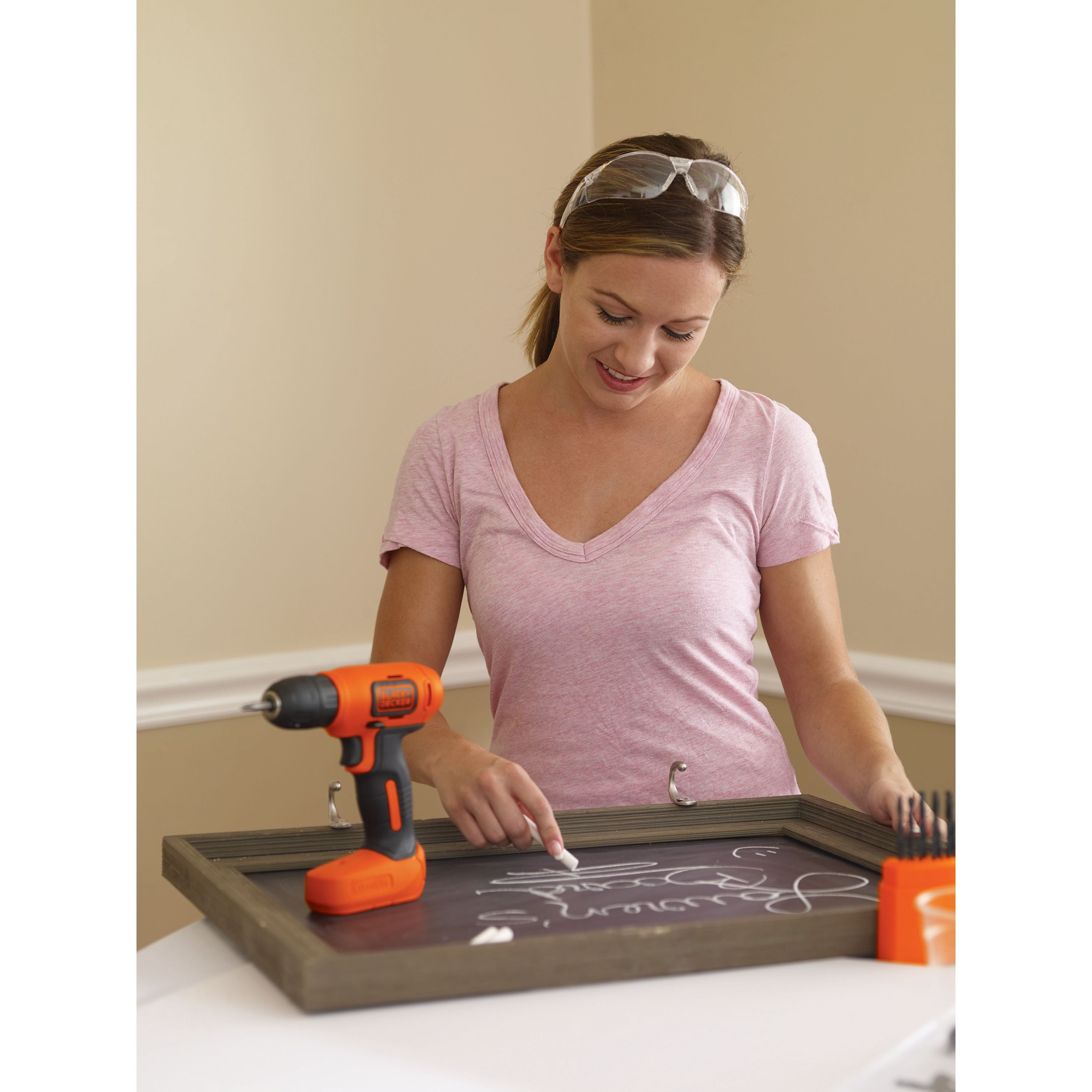 Black /& Decker BLACK+DECKER 8V Drill /& Home Tool Kit BDCD8PK 54 Piece