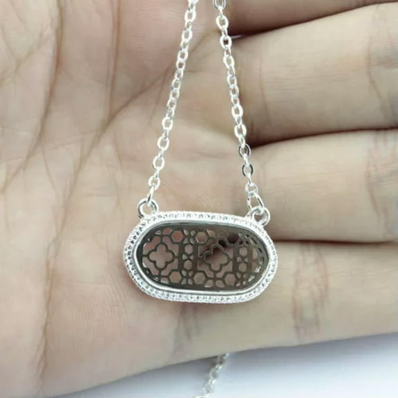 Gold Filigree Oval Teardrop Statement Pendant Openwork Clover Choker Necklace