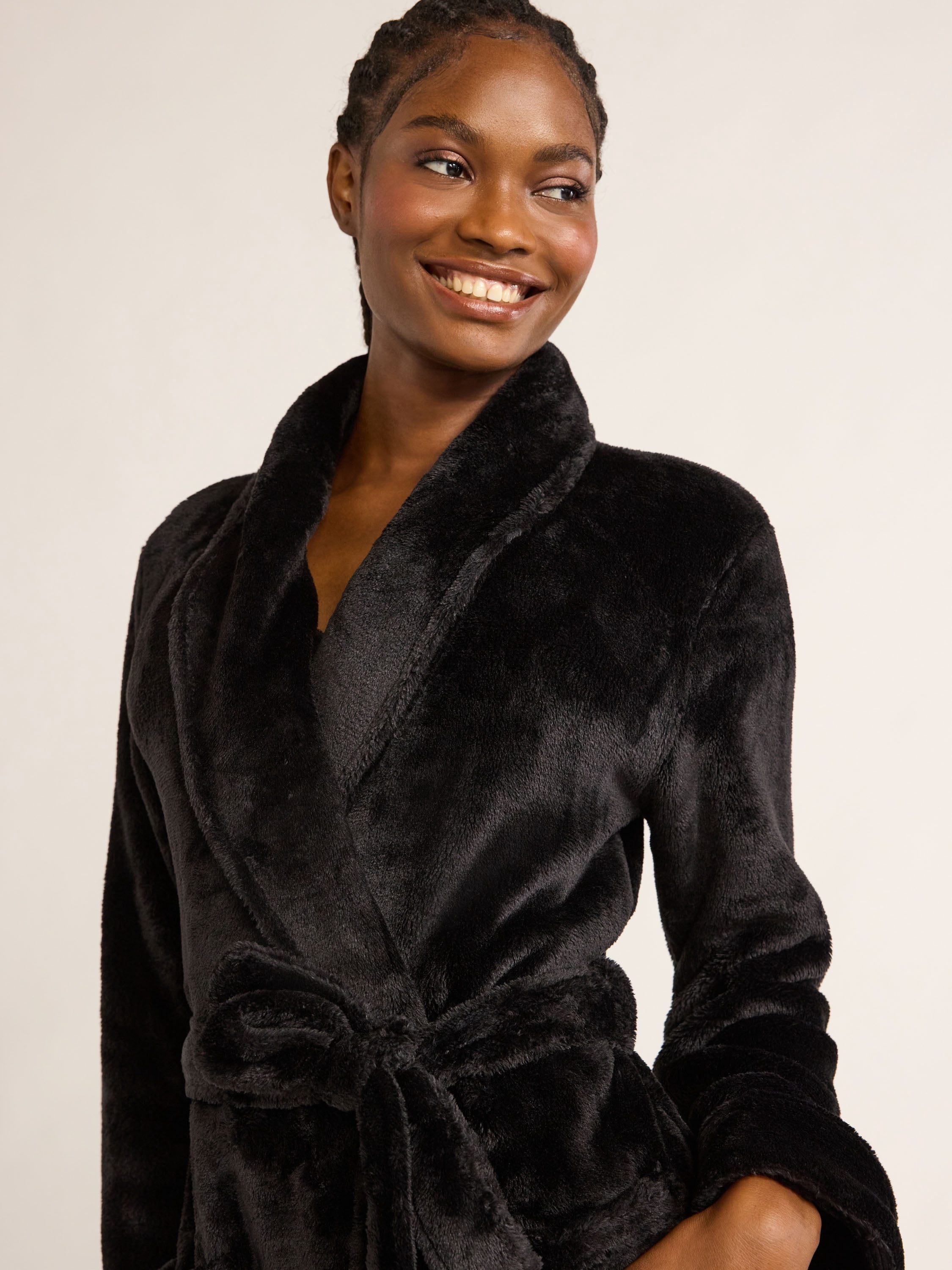 Joyspun Women's Plush Robe, Sizes S to 3X