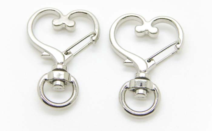 Pack of 100 Metal Heart Shaped Spring Snap Keychain Clip Hanging Buckle Key Ring DIY Craft Key Chains Accessories