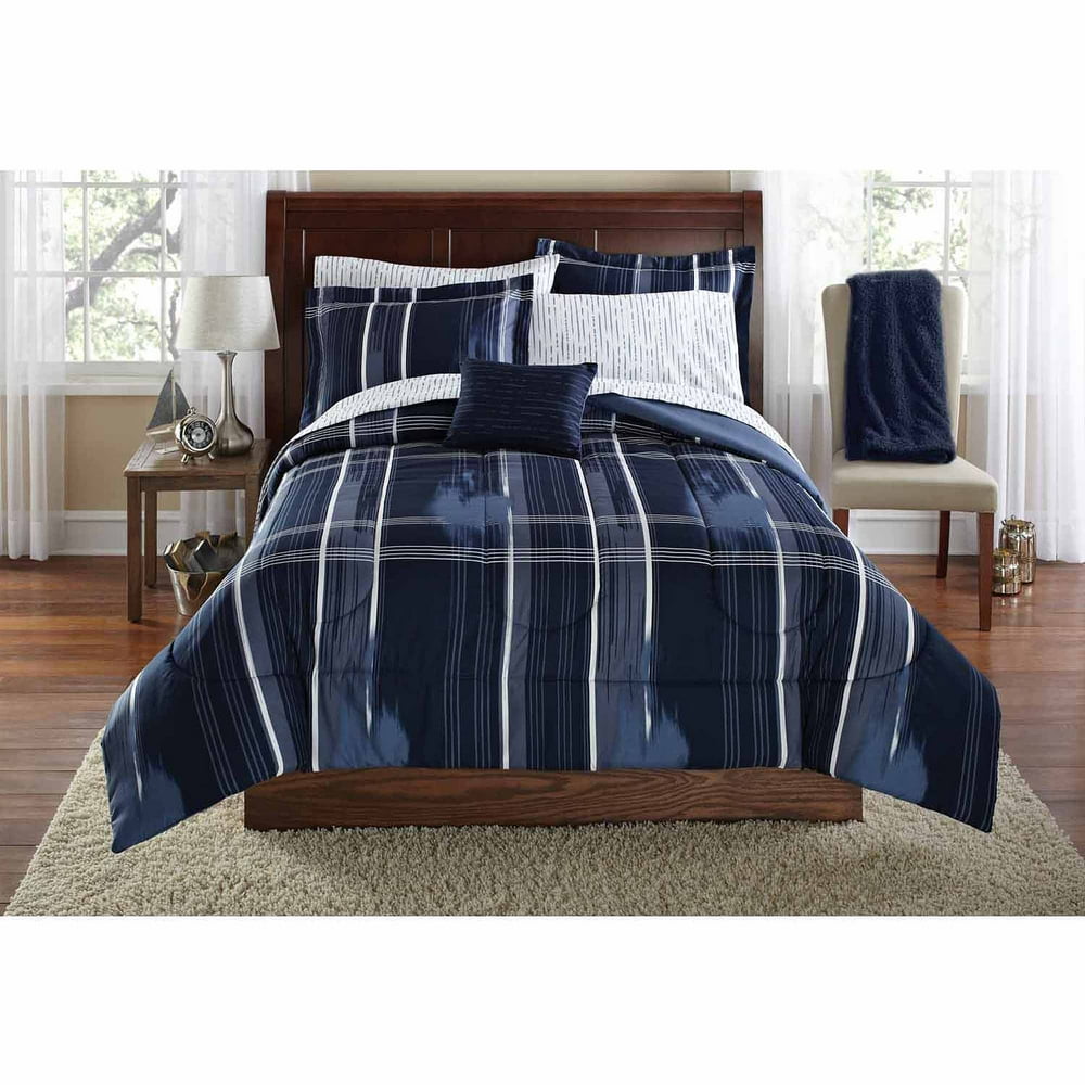 Mainstays Modern Plaid Navy Bed in a Bag Bedding Set