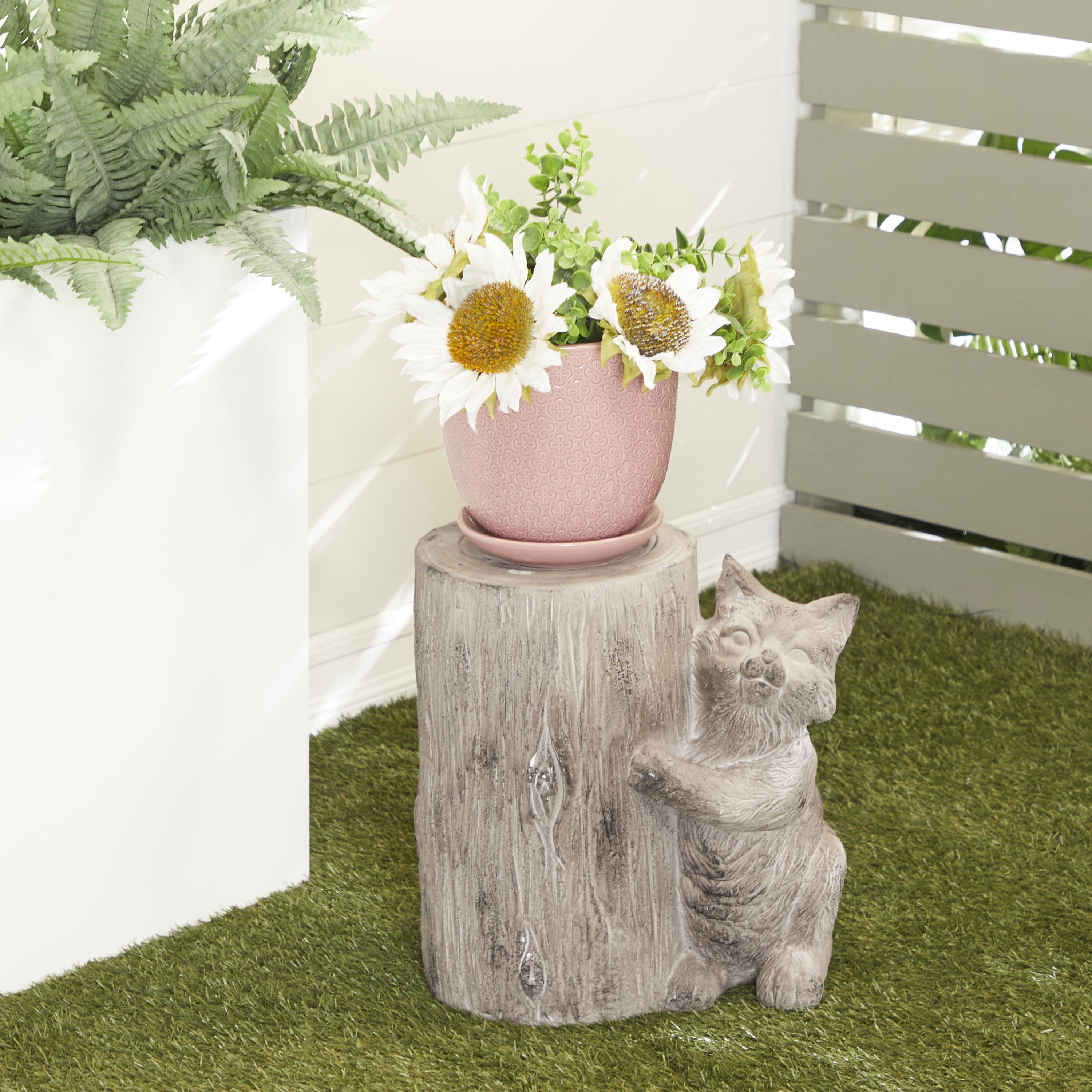 DecMode 10"W, 15"H MGO Modern Farmhouse Garden Sculpture , Brown , 1-Piece