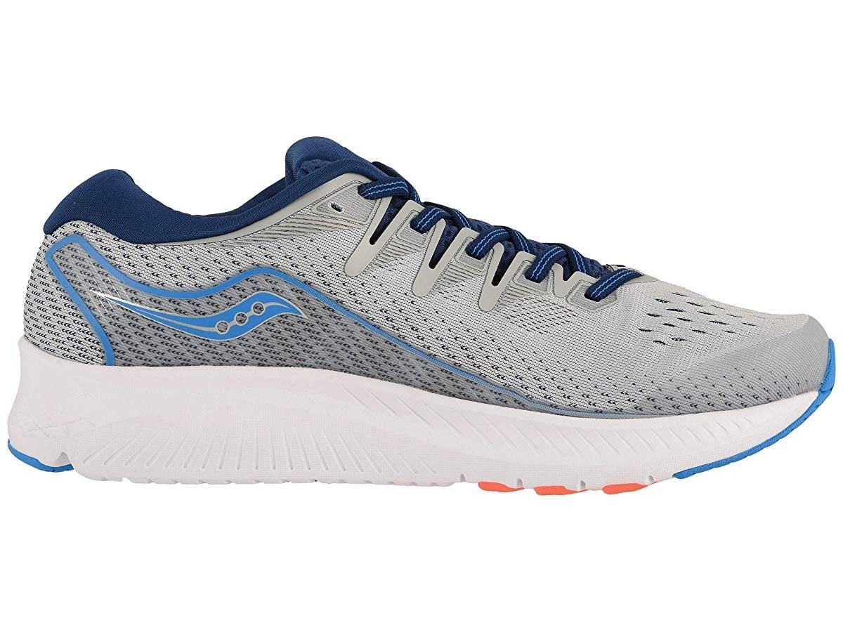 does saucony run small