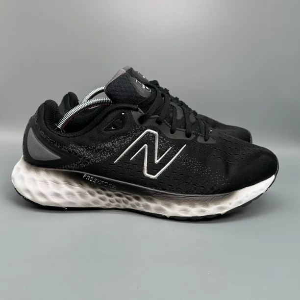 New Balance Fresh Foam Evoz v2 Mens 12 Wide Black Athletic Sneakers Lace-Up Shoe