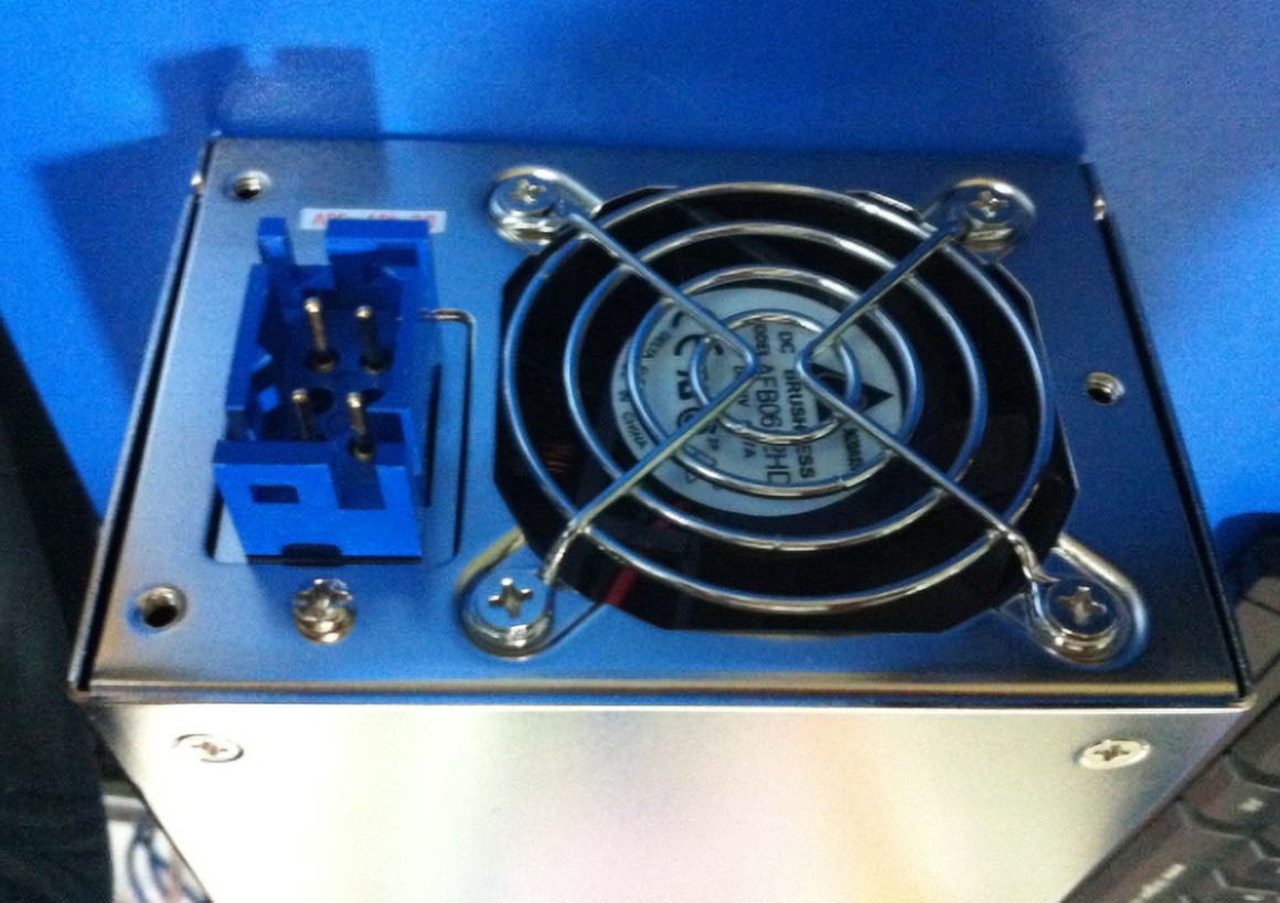 new giant 2U power supply P2U-6300F server
