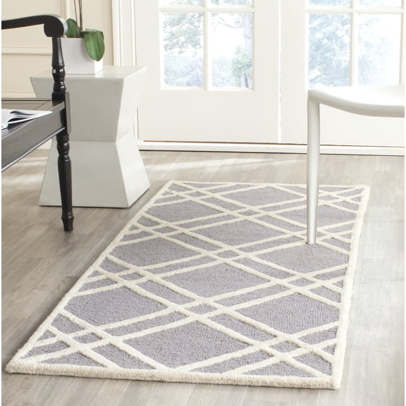 SAFAVIEH Cambridge Judy Geometric Wool Runner Rug, Silver/Ivory, 2'6" x 6'