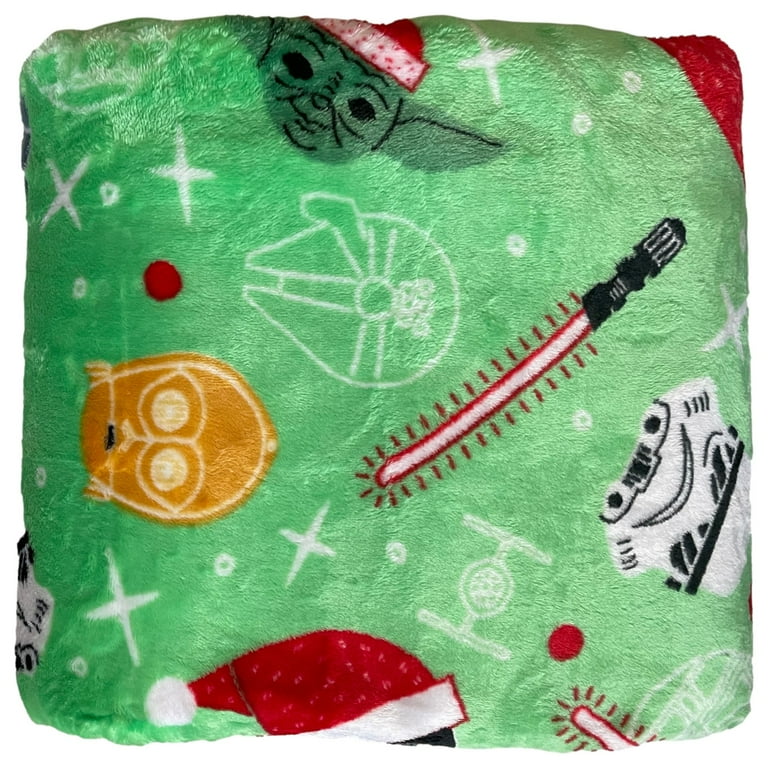 The Big One Oversized Star Wars Christmas Characters Plush Throw Blanket 5 x 6