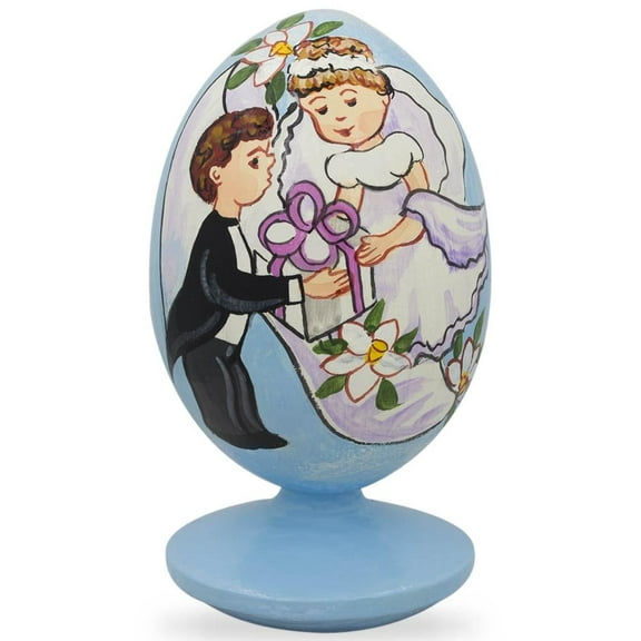 Bride and Groom Wedding Wooden Figurine