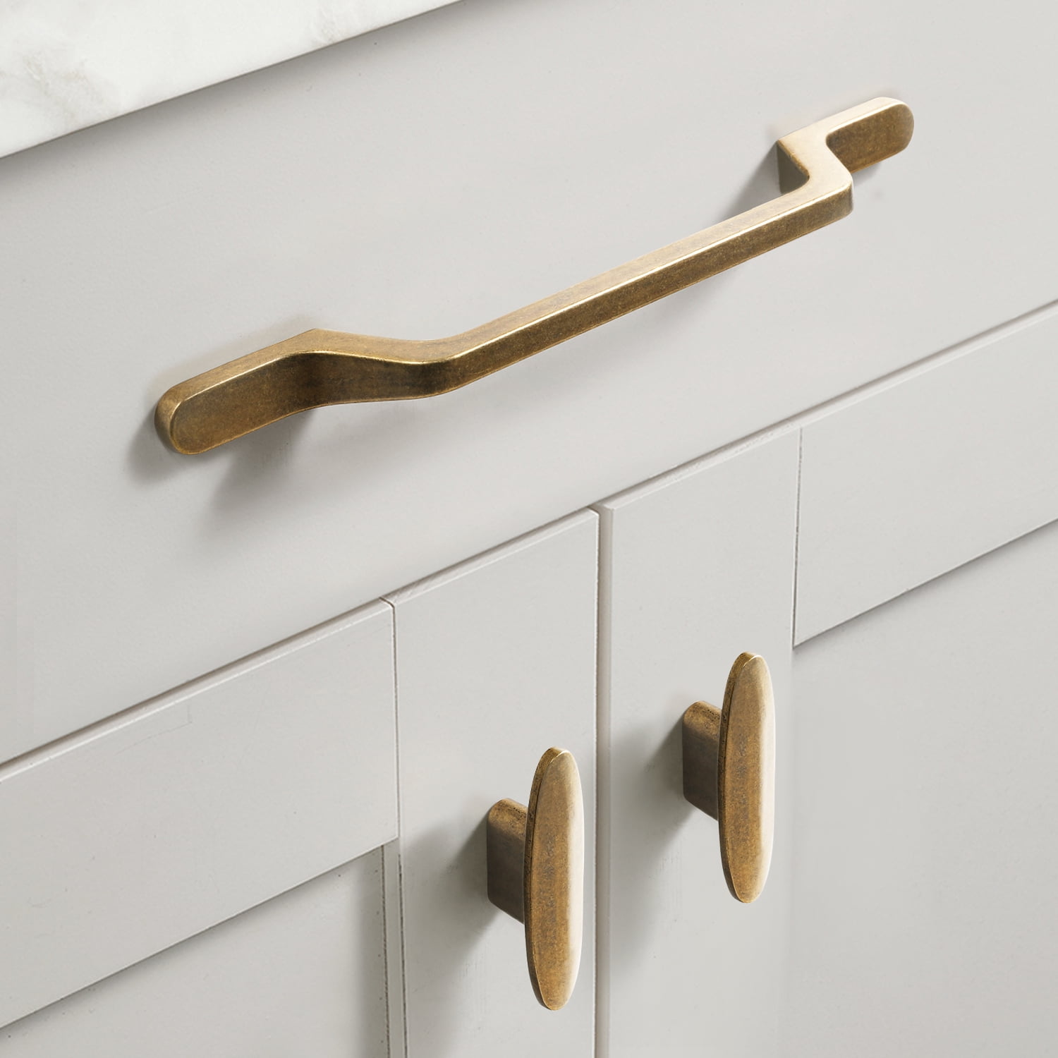 Goo-Ki Antique Brass Cabinet Handles, 3 Inch Hole Center Cabinet Drawer Pulls Zinc Alloy Solid Hardware - 6 Pack
