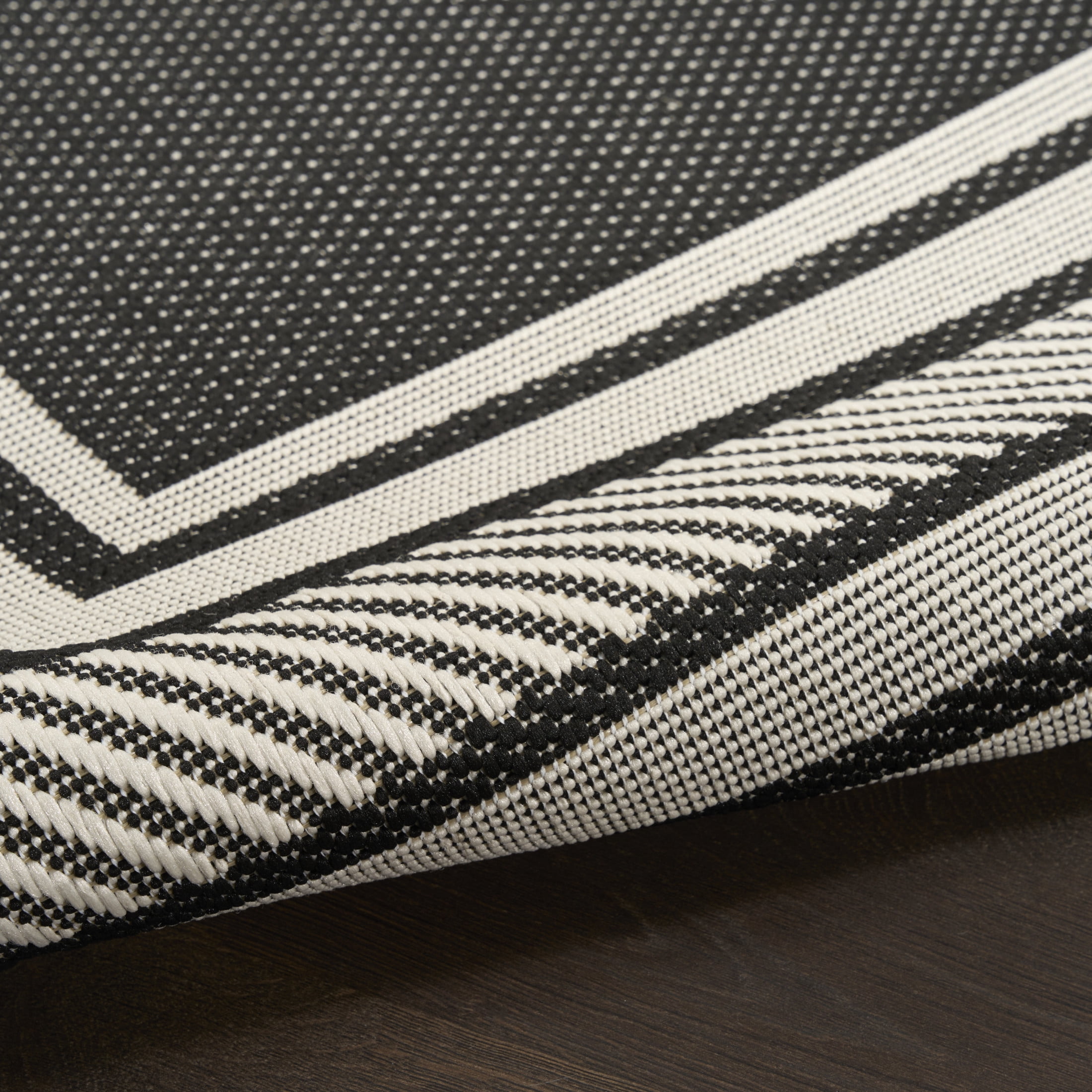 Nourison Horizon Indoor/Outdoor 9' x 12' Black Modern Rug