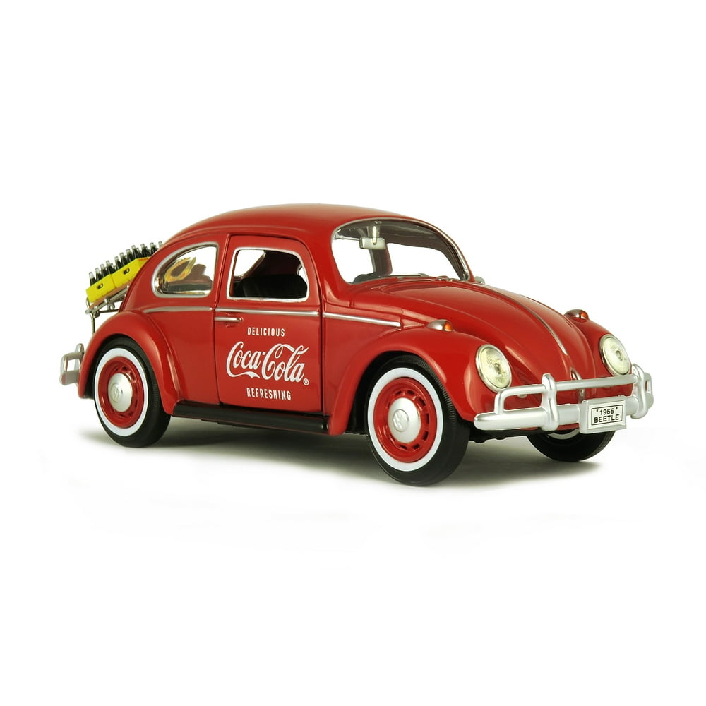 CocaCola 1/24 Scale 1967 Volkswagen Beetle Diecast Car with Rear Decklid Rack & 2 Bottle Cases