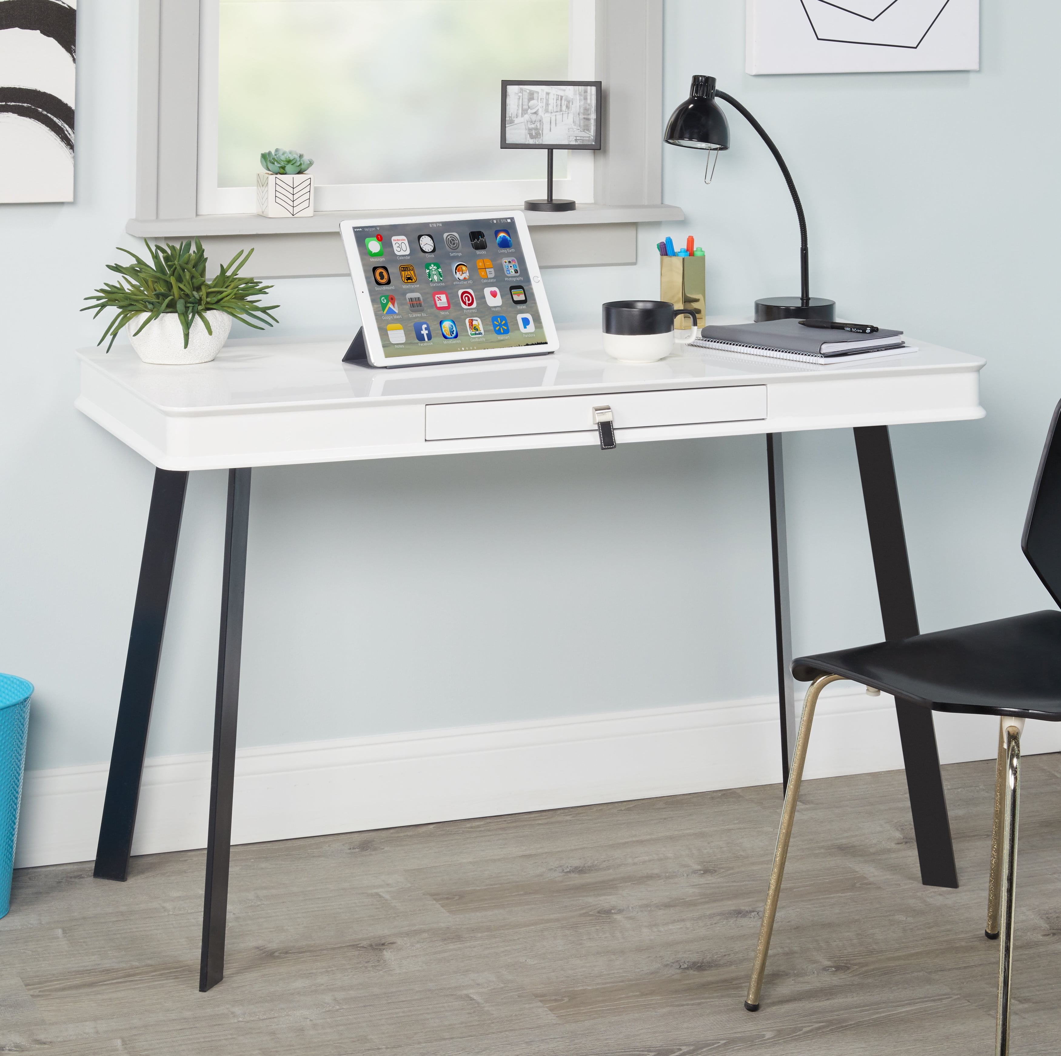 Otto Glossy White Writing Desk