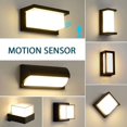 thumbnail image 2 of Lámpara de pared LED para exterior con sensor de movimiento PIR, CA 85-265 V, ABS, impermeable, moderna, para interior, hogar, balcón, porche, decoración de jardín, 2 of 5