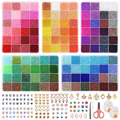 QUEFE 60000pcs 120 Couleurs Perles de Rocaille en Verre pour Fabrication de Bijoux, Mini Perles de 2mm avec Accessoires Kit de Charmes et Pendentifs pour Bracelets Bagues Colliers Fabrication, DIY, Cadeau, Artisanat