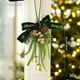 thumbnail image 1 of mfyjkho Adorno Navideño De Terciopelo Hecho A Mano Con Forma De Lazo, Piñas, Bayas Y Campanillas Doradas Para Decoración Navideña (1 Unidad), 1 of 1