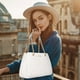 thumbnail image 3 of Bolso de hombro con cadena acolchada Montana West, blanco, 3 of 6