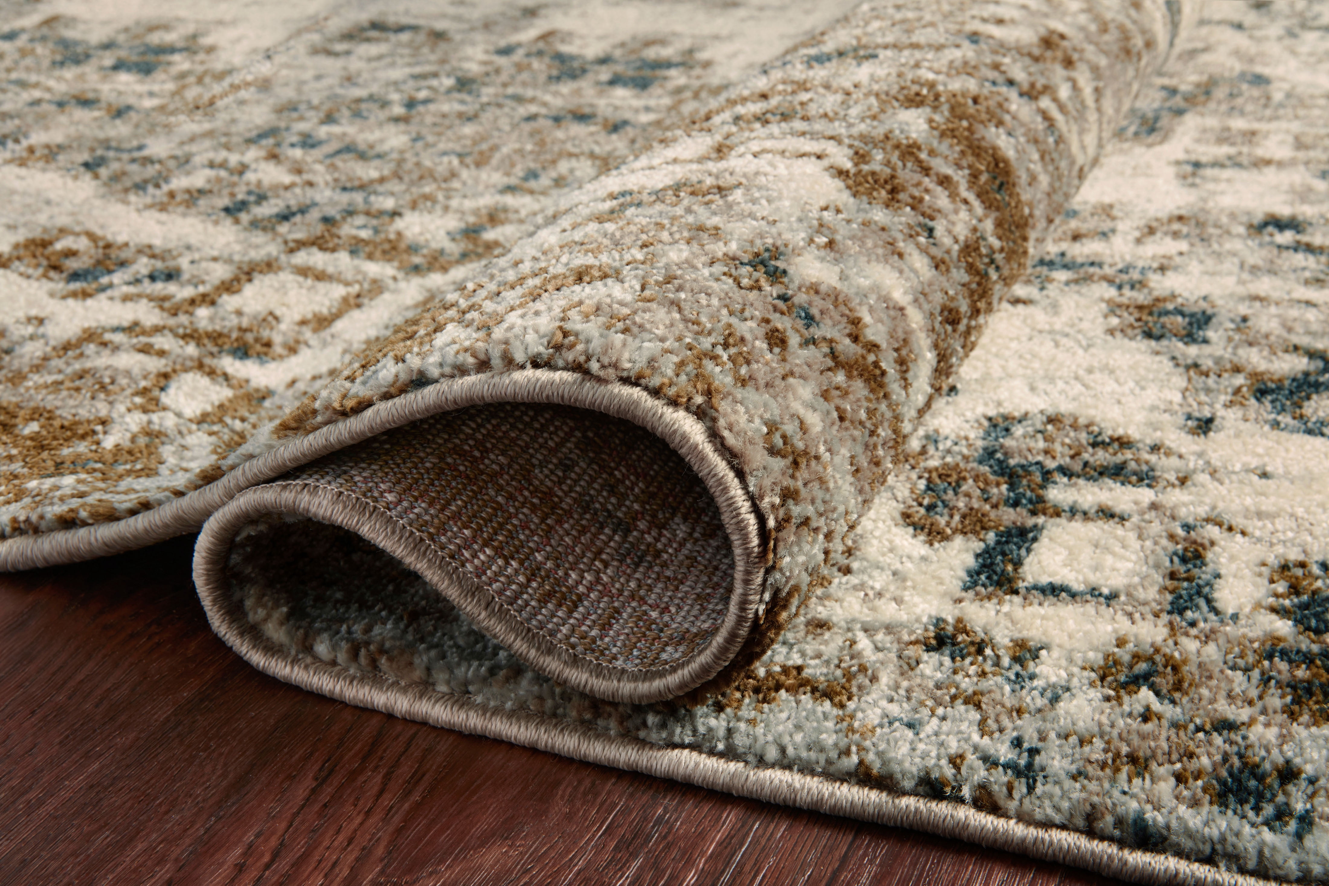 Loloi Spirit SPI-01 Abstract Pewter / Olive Area Rug 2'-7" x 10'-0"