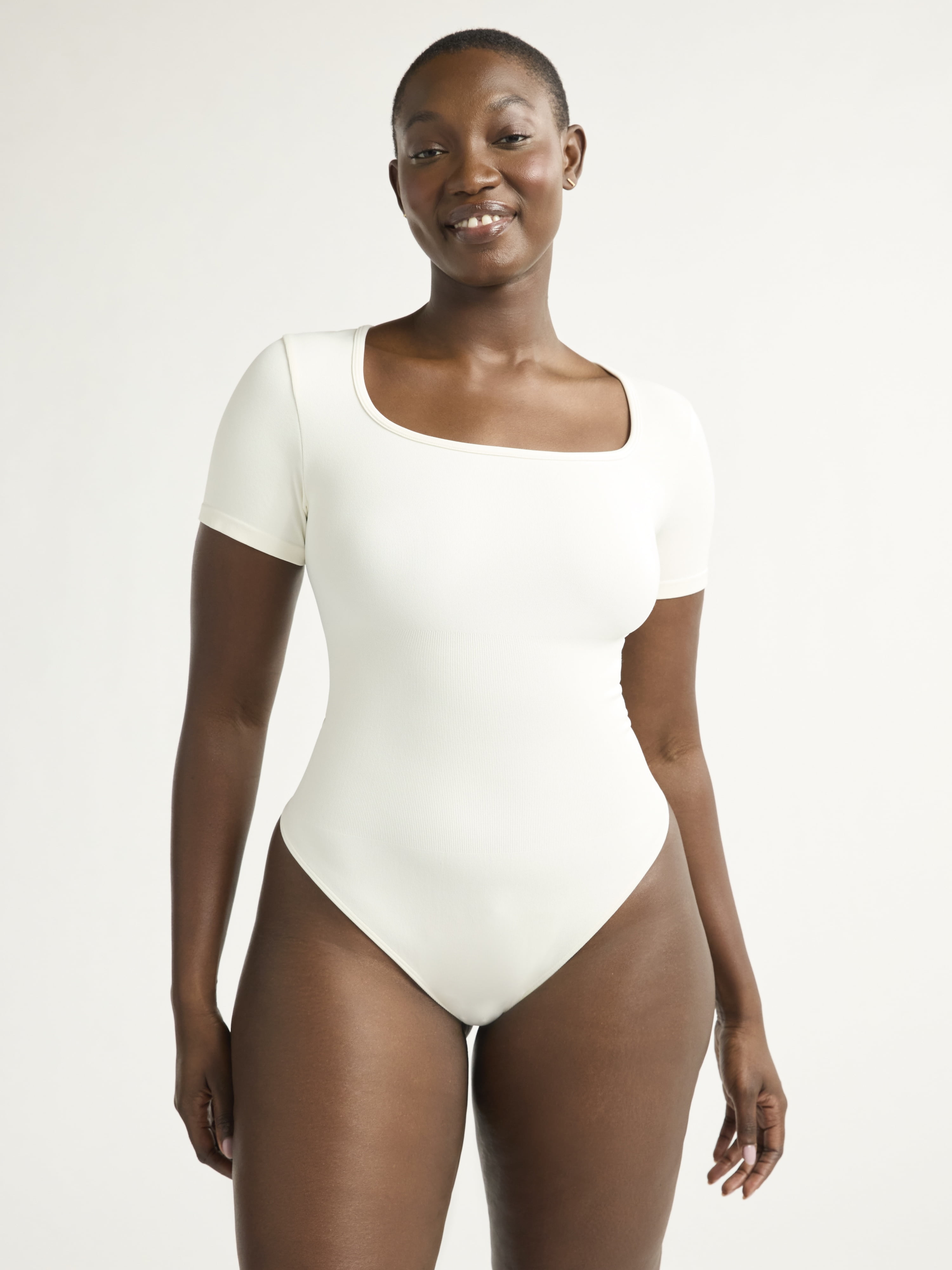 Joyspun Women's Seamless Slimming Bodysuit with Short Sleeves, Sizes S-XXXL