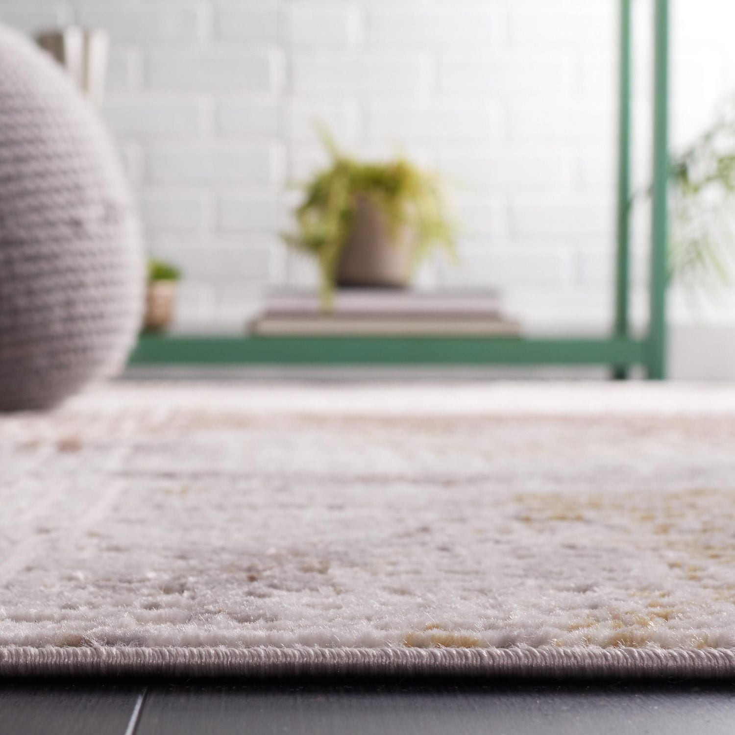 SAFAVIEH Palma Marin Abstract Area Rug