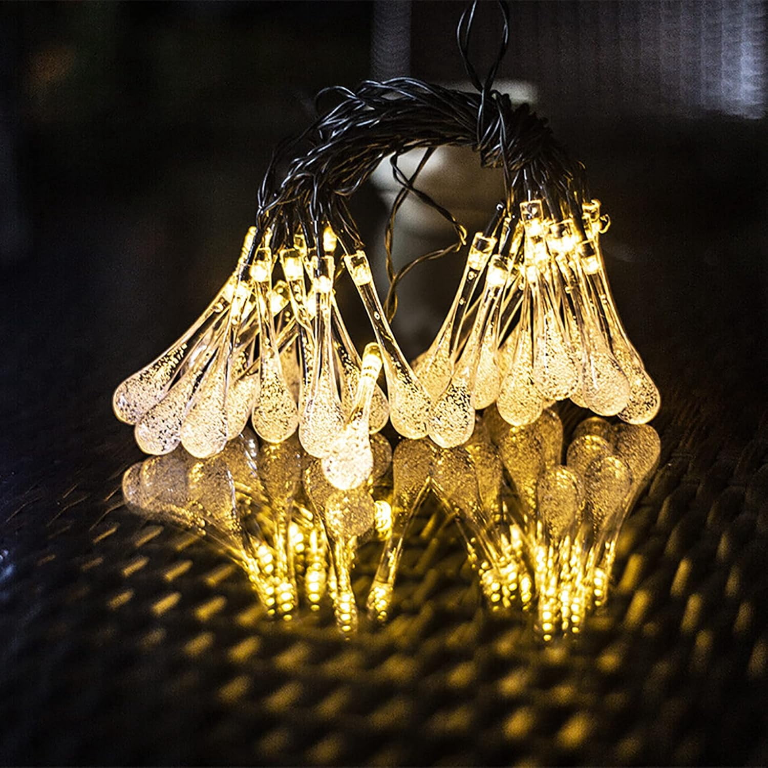 Solar String Lights Outdoor 20ft 30LEDs Water Drop Fairy Garden Lights Waterproof 8 Modes Raindrop Festival Decorative Lighting for Terrace Patio Gazebo Christmas Party Wedding
