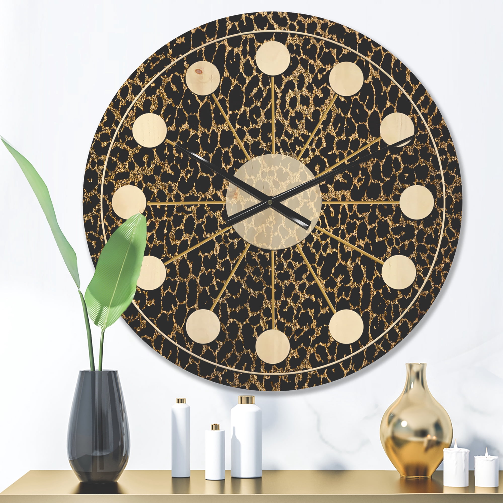 Designart 'Leopard Fur Safari Pattern III' Mid-Century Modern Wood Wall Clock