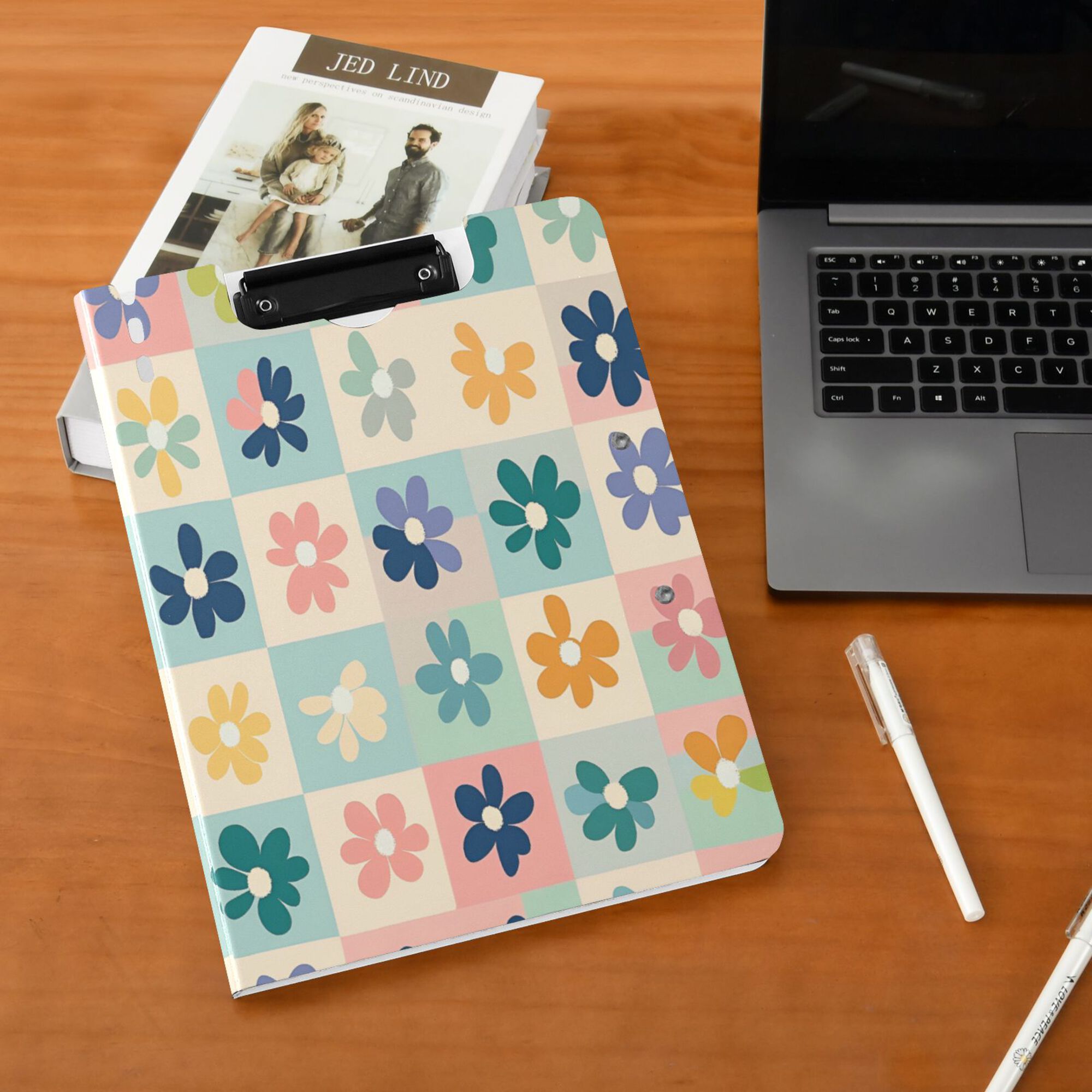 FORMRS A4 Clipboard Folder with Pen Holder Horizontal Foldable School Office Binder, Green Floral