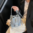 thumbnail image 2 of Bolso Mano Lujo 1, 2 of 9