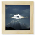 thumbnail image 1 of Cadre Photo Carré Art Déco Ciel Gris Nuages Blancs pour Mur Ou Table, 1 of 3