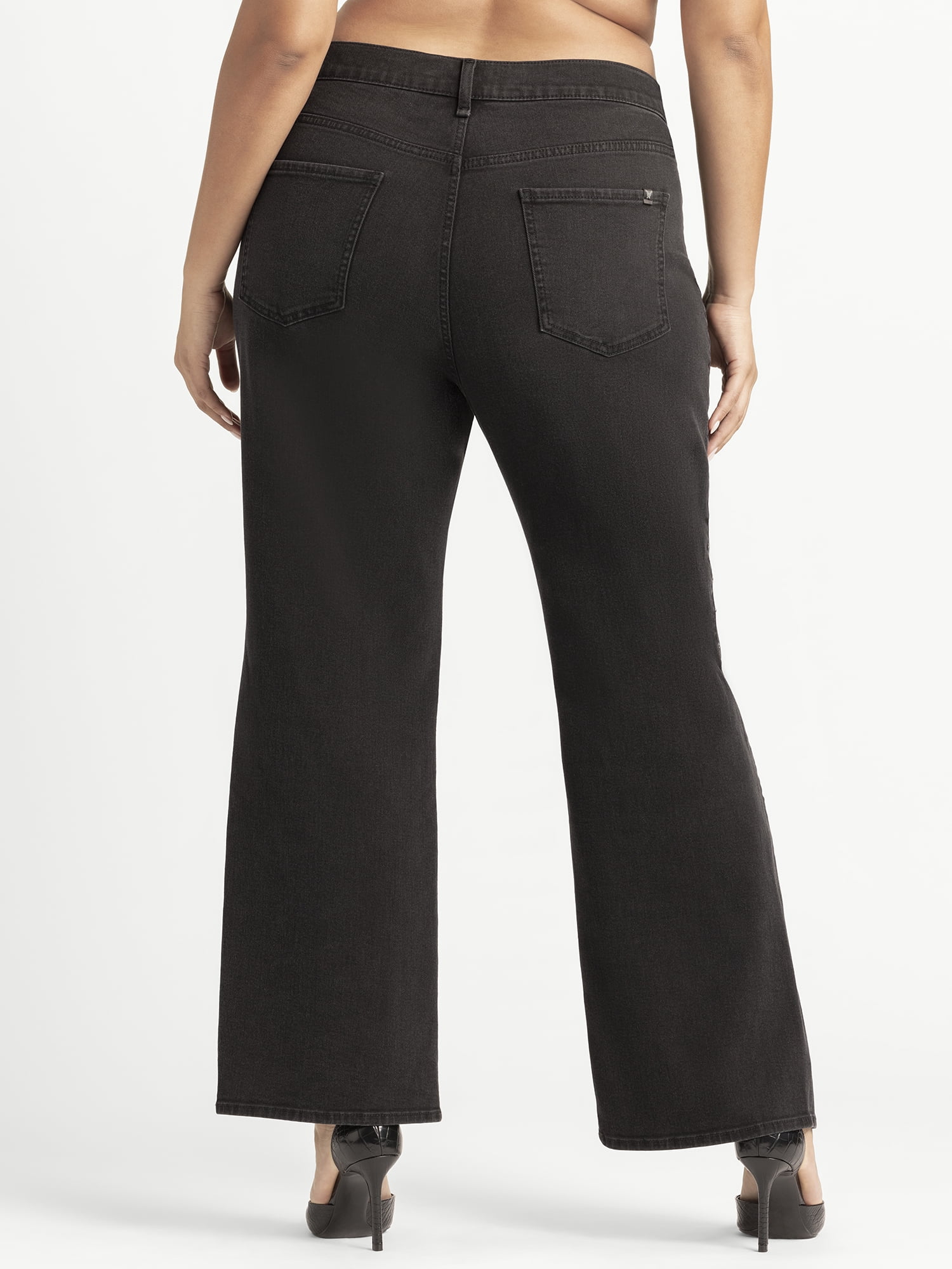 Jessica Simpson Women's Plus Rosa Mid Rise Relaxed Straight Jeans