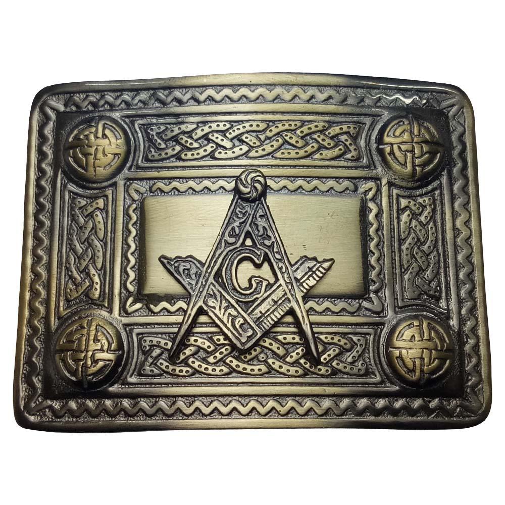 kilt buckle