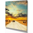 thumbnail image 2 of Wildebeests Chemin de Traversée en Soirée - Impression sur Toile Paysage Africain, 2 of 3