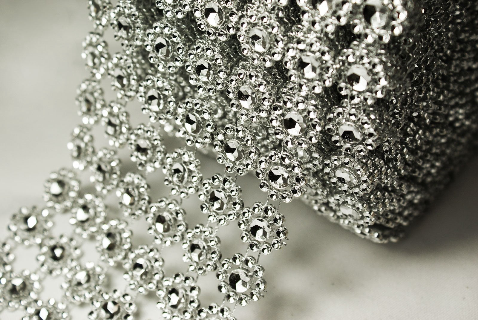 4" 10 Yards Silver Diamond Flower Mesh Wrap Roll Crystal Rhinestone Sparkle Ribbon