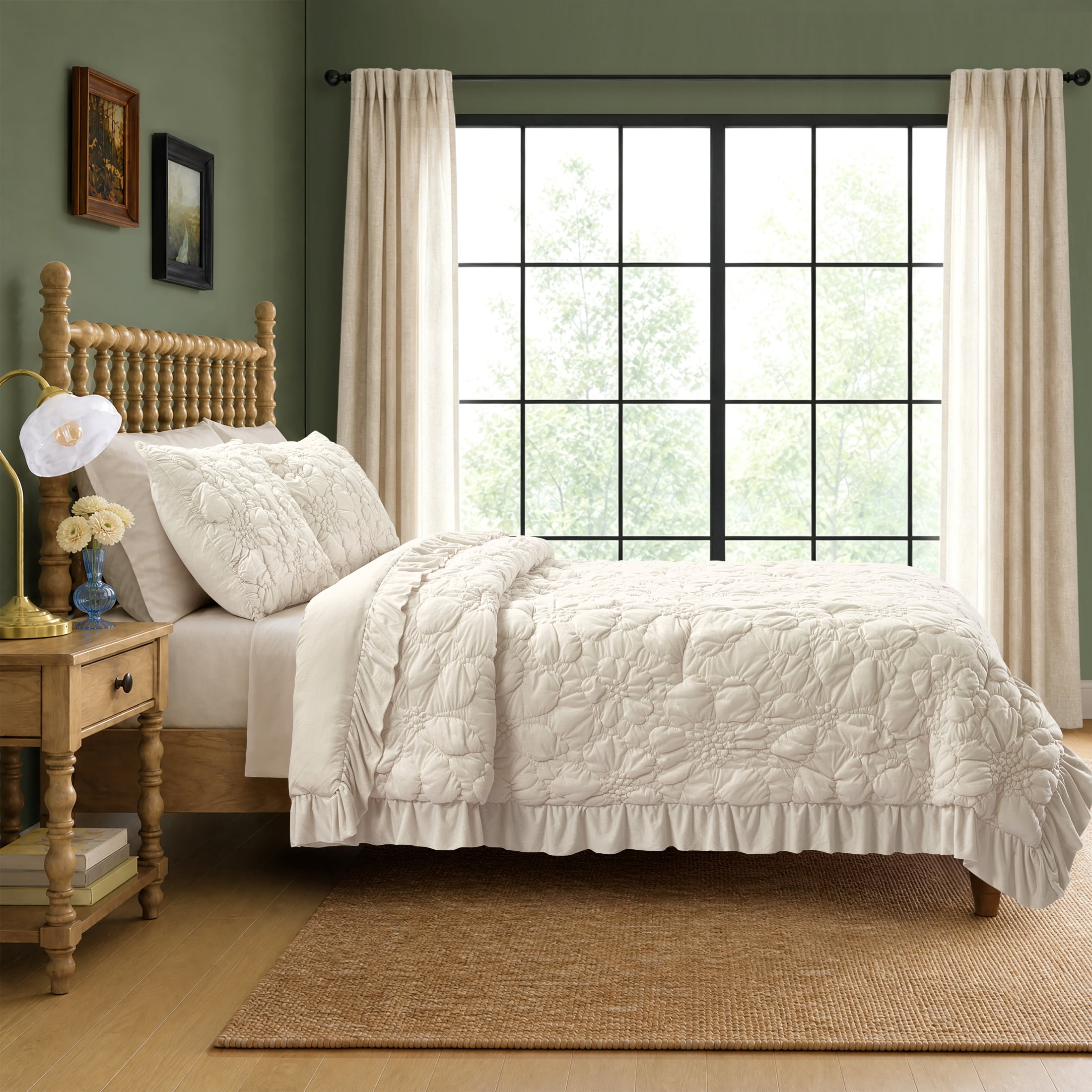The Pioneer Woman Ruched Floral 3-Piece Comforter Set, King, All Season, Linen