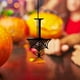 thumbnail image 4 of Decoraciones de Halloween, Adornos de Halloween, Regalos de Halloween, Etiqueta colgante decorativa de 26 letras de Halloween, Etiqueta colgante de araña con colgante, 4 of 4