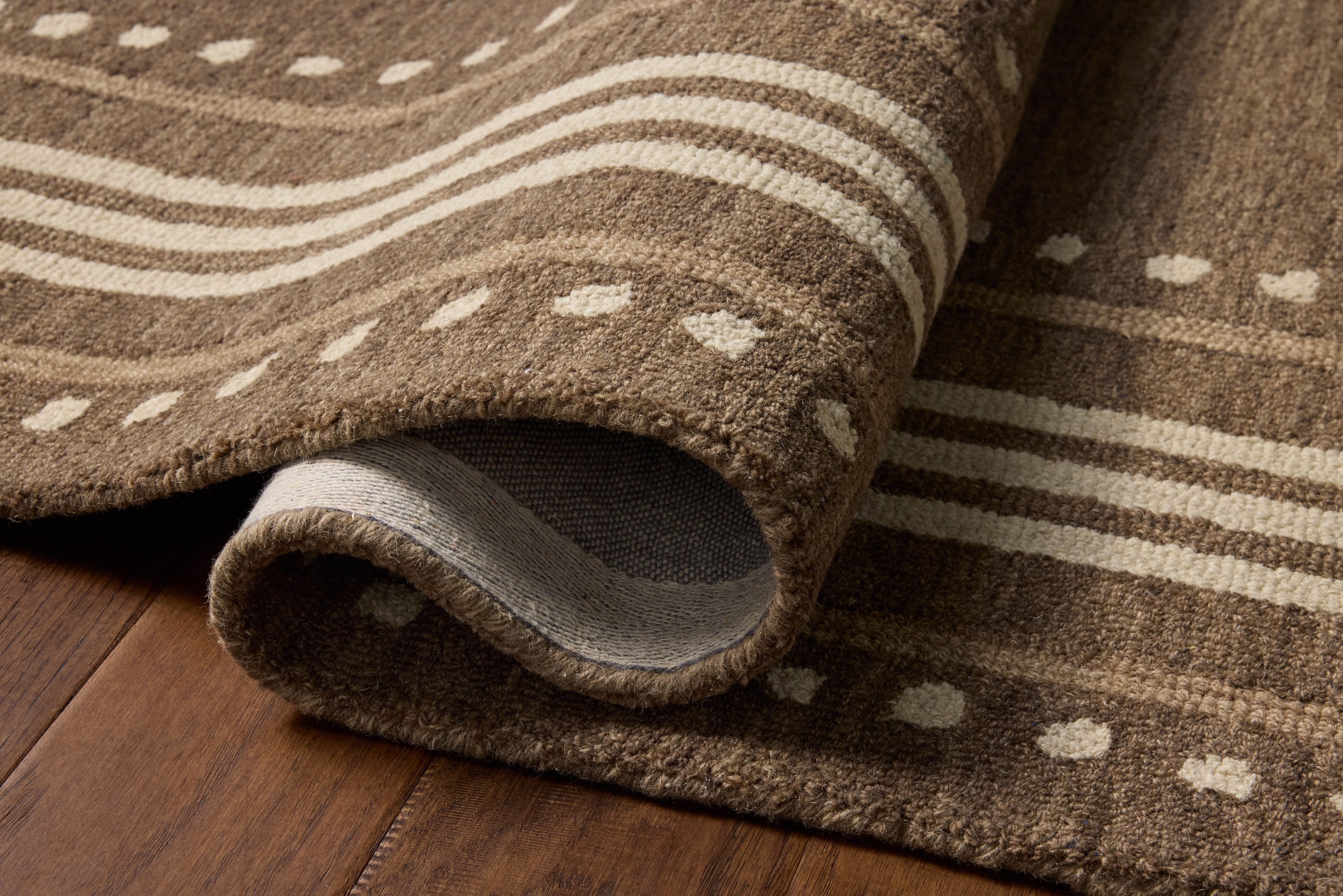Chris Loves Julia x Loloi Alfie Bark / Natural 18" x 18" Sample Rug