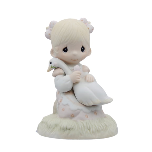 Precious Moments Figurine: E-5213 God is Love (5")