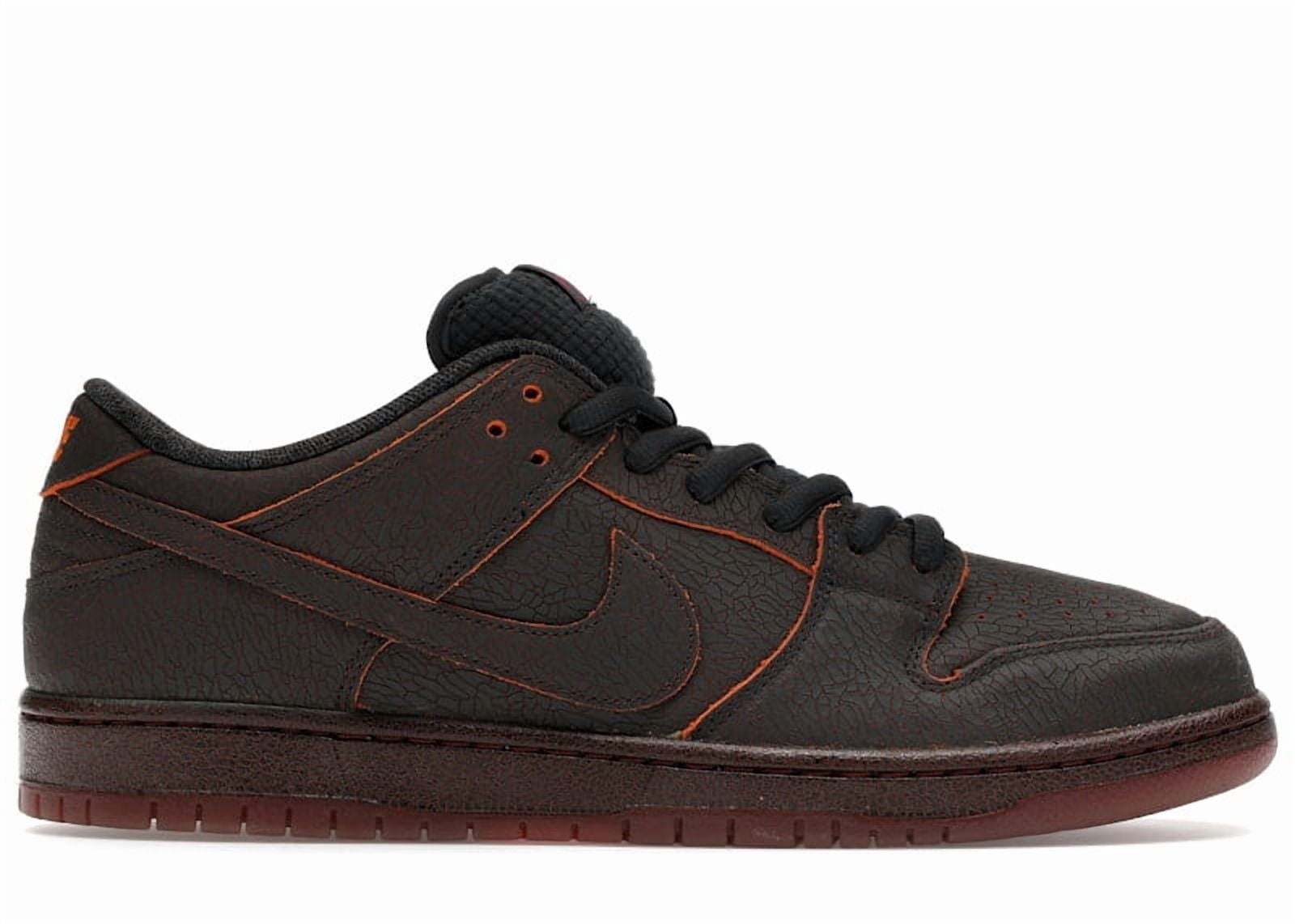 NIKE MENS SB Dunk Low Pro B 