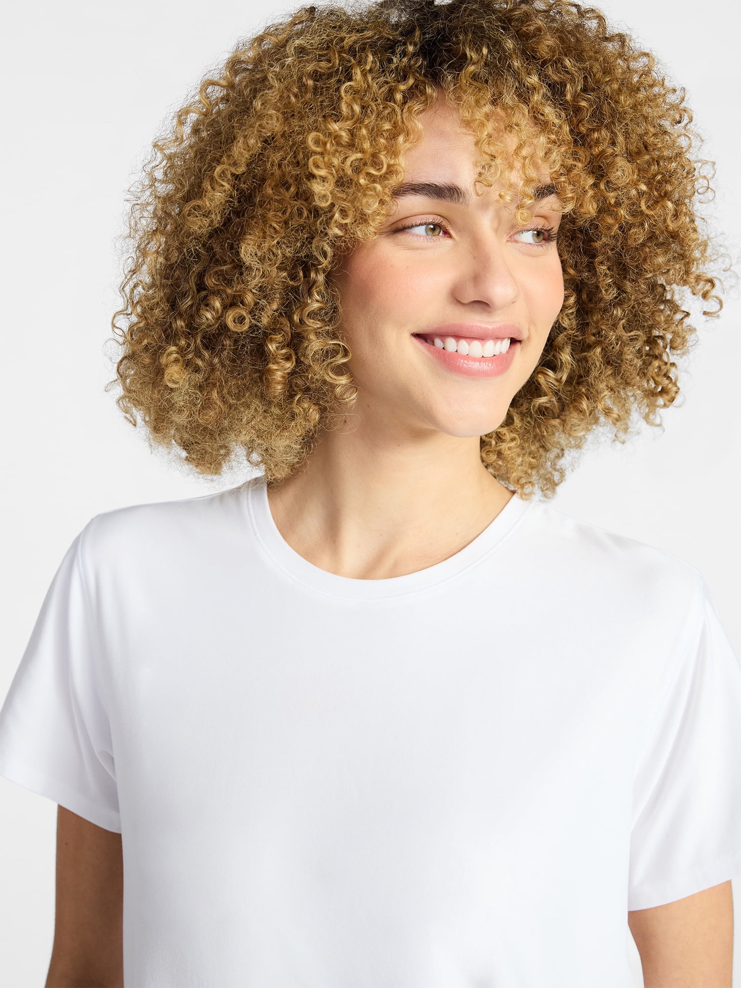 Athletic Works Women's and Women's Plus Relaxed ButterCore Tee with Short Sleeves, Sizes XS-4X