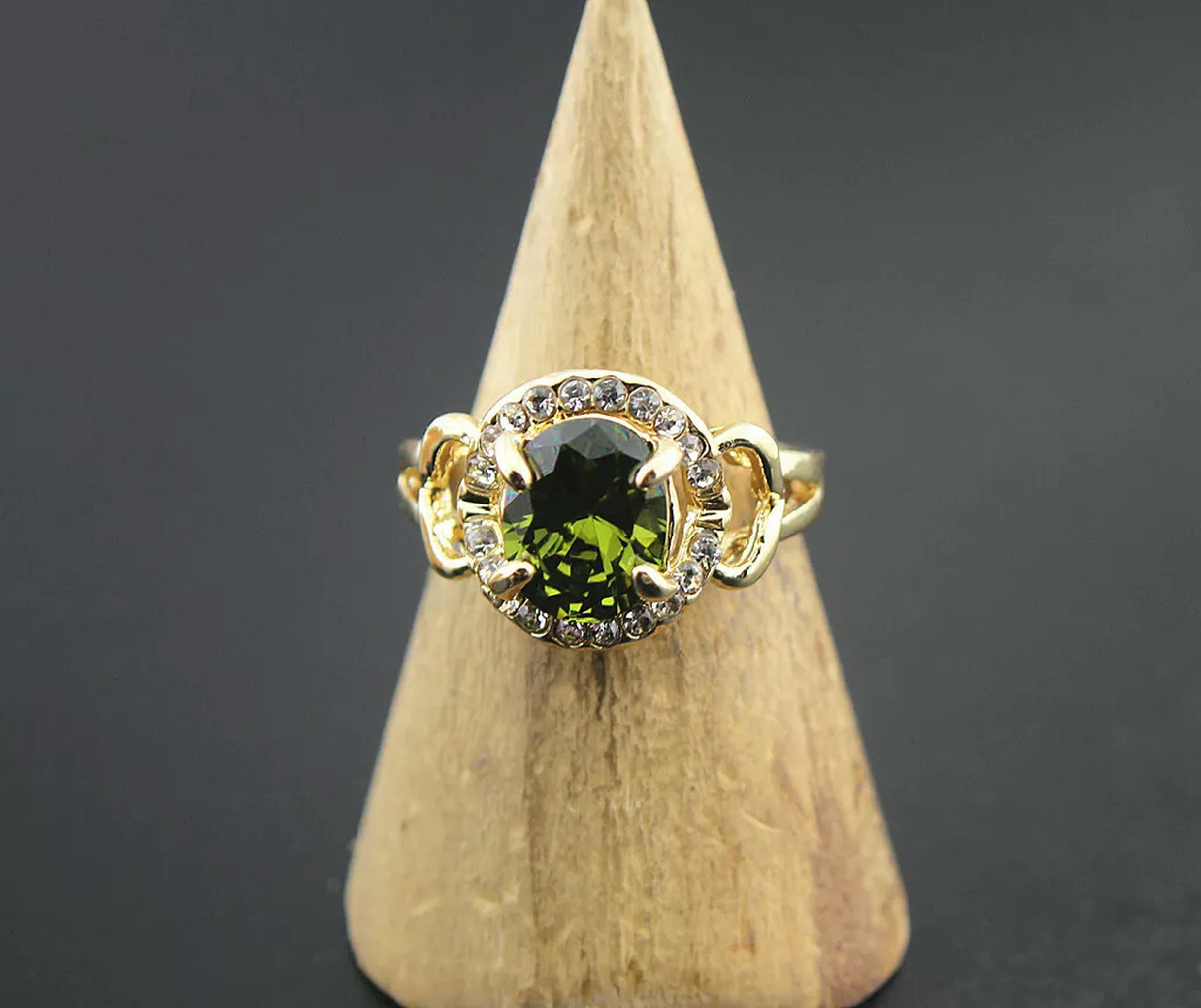 EOEMY Rings For Lady Wholesale Bulk Lots 32Pcs Cubic Zirconia Filled Rhinestone Ring