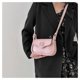 thumbnail image 2 of Bolso de mano cuadrado pequeño de moda para mujer, bolso de verano con lazo rosa, bolso de hombro tipo mensajero para chica., 2 of 4