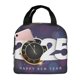 thumbnail image 1 of Easygdp 2025 Happy New Year 4 Bolsa Térmica Premium - Tela Oxford Impermeable, Gran Capacidad, Bolsillo Frontal, Unisex para Trabajo, Escuela, Actividades al Aire Libre y Picnics, 1 of 8